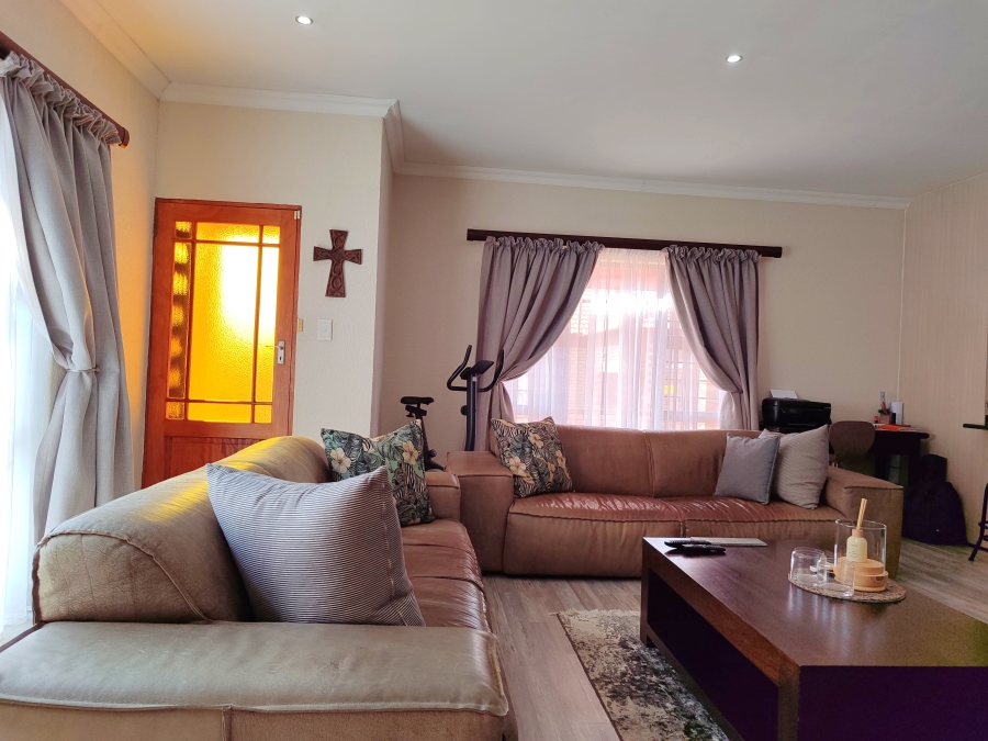 2 Bedroom Property for Sale in Doringkruin North West